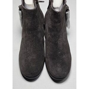 Vaneli Sport Dommie Brown Suede Ankle Boots Side Zip Wedge Booties Womens 6.5W